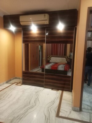 Bedroom in 2 BHK Builder Floor at Gomti Nagar – for Rent