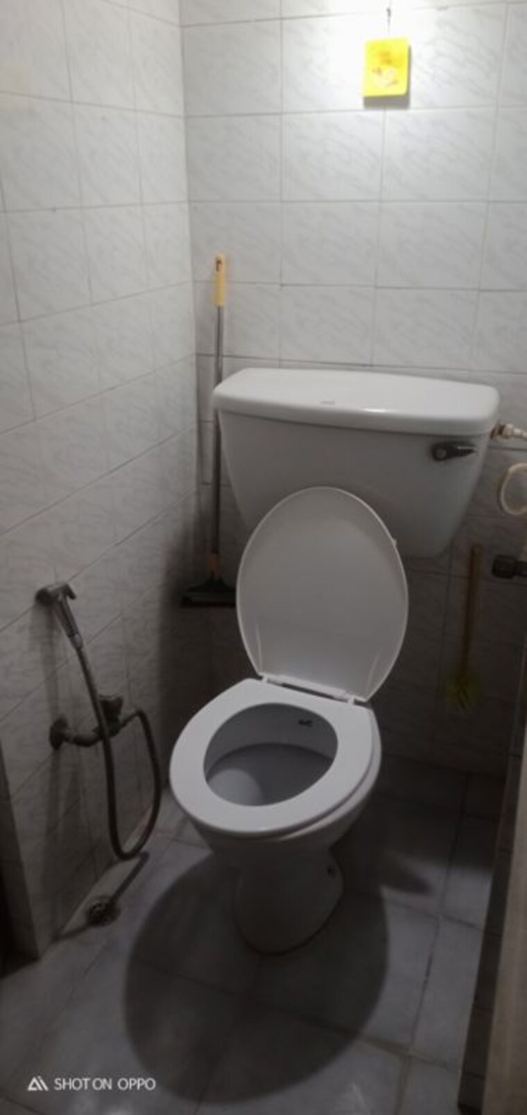 Bathroom, vasant kunj 2 Bedroom 900 Sq.Ft. Apartment In Vasant Kunj Delhi 10235995