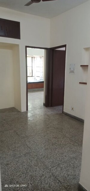 Room in 2 BHK Apartment at Vasant Kunj – for Rent