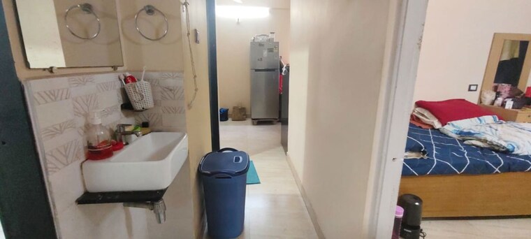 Bathroom, lok-puram 1 Bedroom 450 Sq.Ft. Apartment In Vasant Vihar Thane 10236000