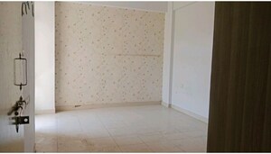 Room in 2 BHK Apartment at Breez Global Heights, Sohna Sector 33 – for Rent