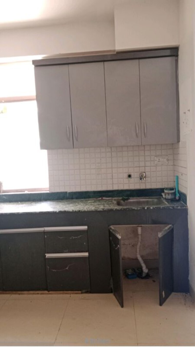 Kitchen, breez-global-heights 2 Bedroom 950 Sq.Ft. Apartment In Sohna Sector 33 Gurgaon 10235991