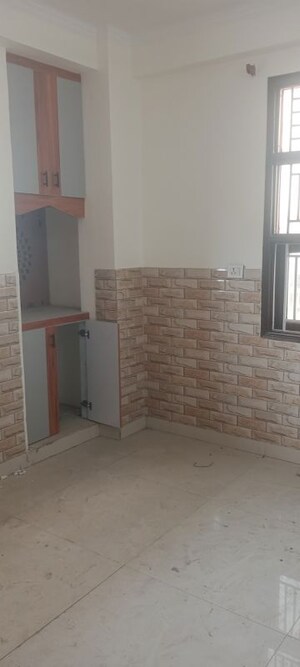 Room in 2 BHK Builder Floor at Suraj Vihar – for Sale