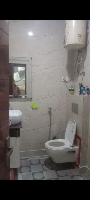 Bathroom in 2 BHK Builder Floor at Dwarka – for Rent
