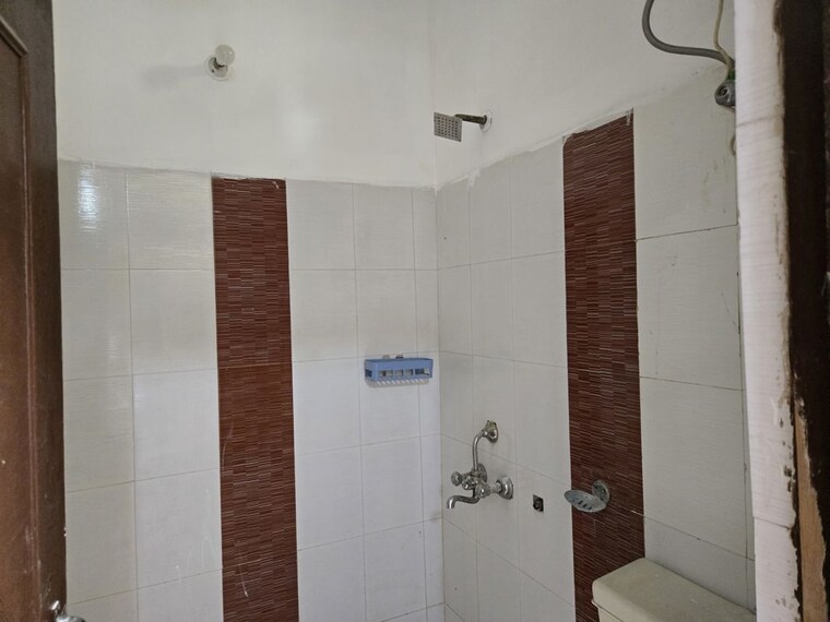 Bathroom, kohli-one-malibu-town-plot 1 Bedroom 600 Sq.Ft. Builder Floor In Sector 47 Gurgaon 10236097