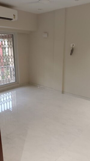 Room in 3 BHK Independent House at Hiranandani Gardens Eden Bungalows, Powai – for Rent