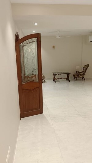 Room in 3 BHK Independent House at Hiranandani Gardens Eden Bungalows, Powai – for Rent