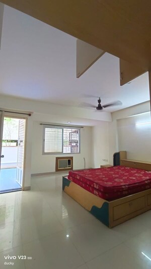 Bedroom in 2 BHK Apartment at BM Sernity, Hsr Layout – for Rent