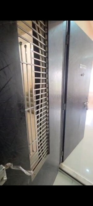 Staircase in 1 BHK Apartment at ISA Royal Palace, Prabhadevi – for Rent