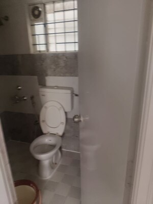 Bathroom in 2 BHK Apartment at Krishna Residency Kadubeesanahalli, Kadubeesanahalli – for Rent
