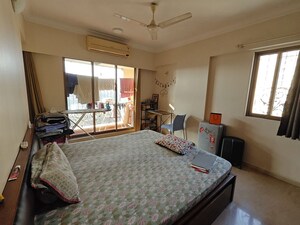 Bedroom in 4 BHK Apartment at Ekta Lake Lucerne, Powai – for Rent