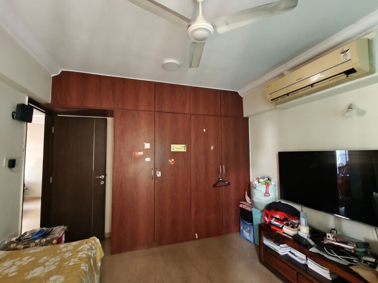 Bedroom, ekta-lake-lucerne 4 Bedroom 2365 Sq.Ft. Apartment In Powai Mumbai 10236129