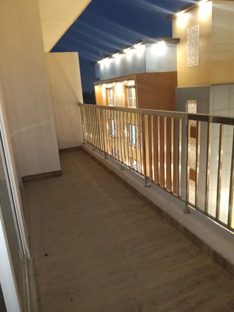 Balcony, uninav-utopia 3 Bedroom 2125 Sq.Ft. Apartment In Morti Ghaziabad 10236144