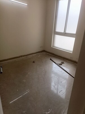 Room in 4 BHK Villa at Eros Rosewood Villas, Sector 50 – for Rent