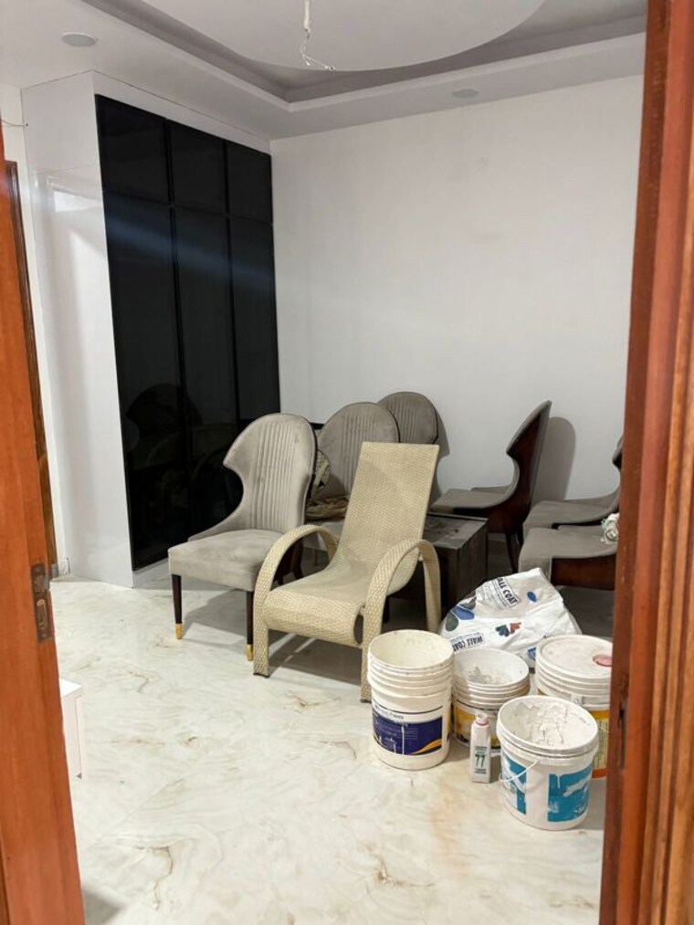 Master Bedroom, sainik colony 3 Bedroom 250 Sq.Yd. Builder Floor In Sainik Colony Faridabad 10236205