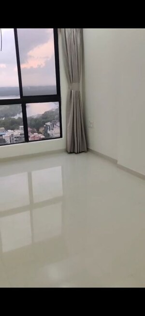 Room in 3 BHK Apartment at Kolte Patil Verve, Bangur Nagar – for Rent
