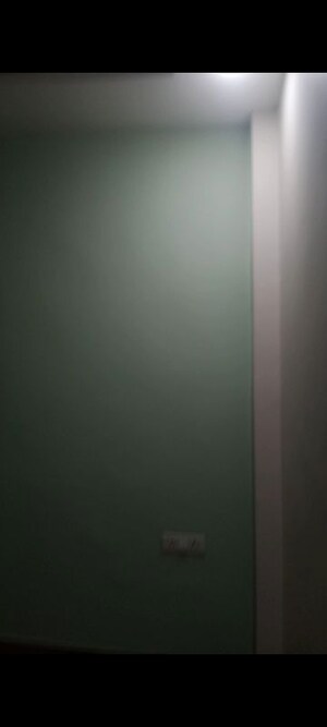 Room in 3 BHK Apartment at Sai Kunj New Palam  vihar, New Palam Vihar Phase 3 – for Rent