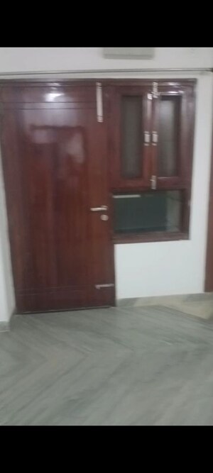 Room in 3 BHK Apartment at Sai Kunj New Palam  vihar, New Palam Vihar Phase 3 – for Rent