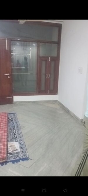 Room in 3 BHK Apartment at Sai Kunj New Palam  vihar, New Palam Vihar Phase 3 – for Rent