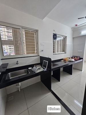 Master Bedroom in  Apartment at Bhoomi Allium, Pimple Saudagar – for Rent