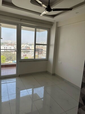 3.5 BHK Apartment For Rent in Ram Shanti Apartment, Sector 52