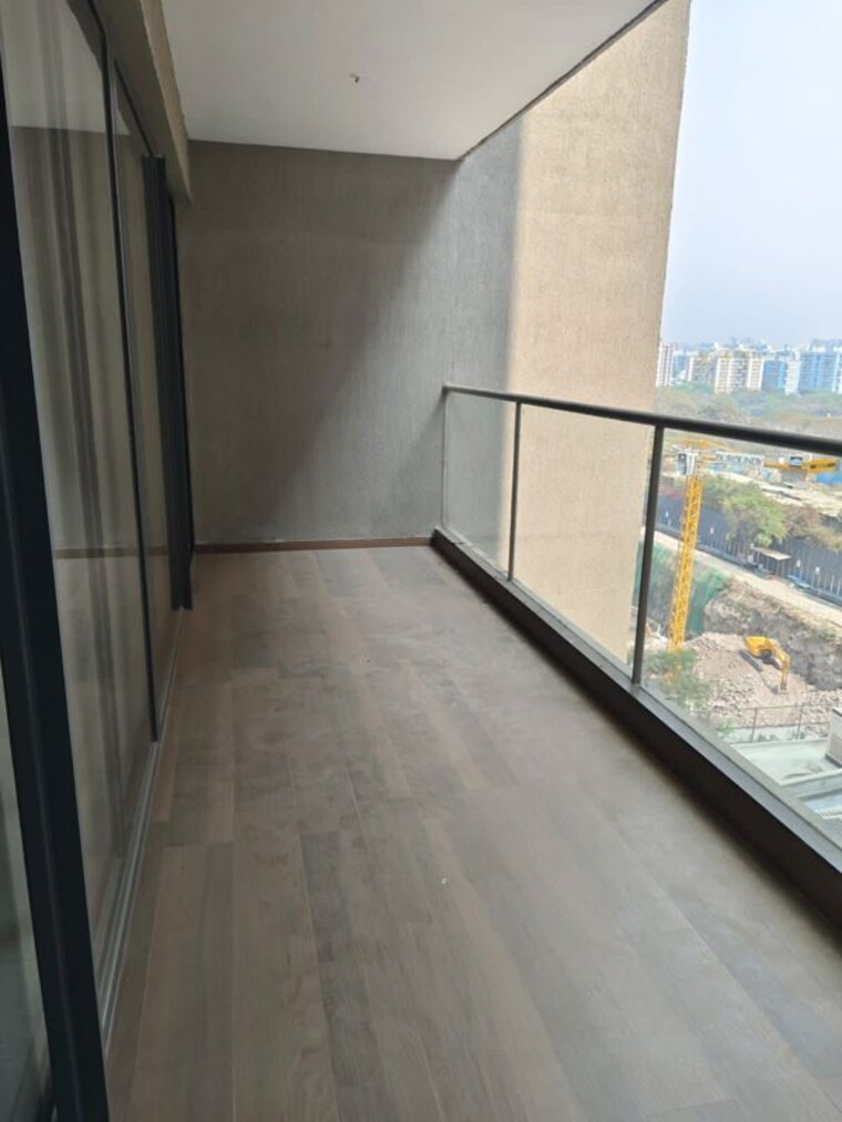 Balcony, mantra-mirari 4 Bedroom 1600 Sq.Ft. Apartment In Koregaon Park Pune 10236307