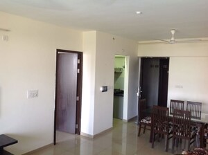 1 BHK Apartment For Rent in Amanora Gold Towers, Hadapsar
