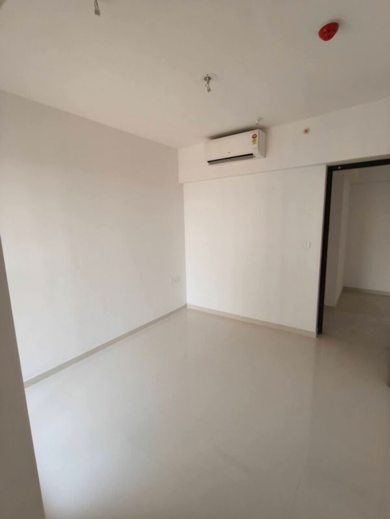 Room, lodha-codename-premier 1.5 Bedroom 450 Sq.Ft. Apartment In Dombivli East Thane 10236417