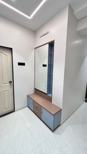 Room in 2 BHK Apartment at Goregaon West – for Rent