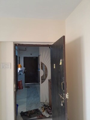 Furnished Amenities in 1 BHK Apartment at Jaliyan Heights, Borivali East – for Sale