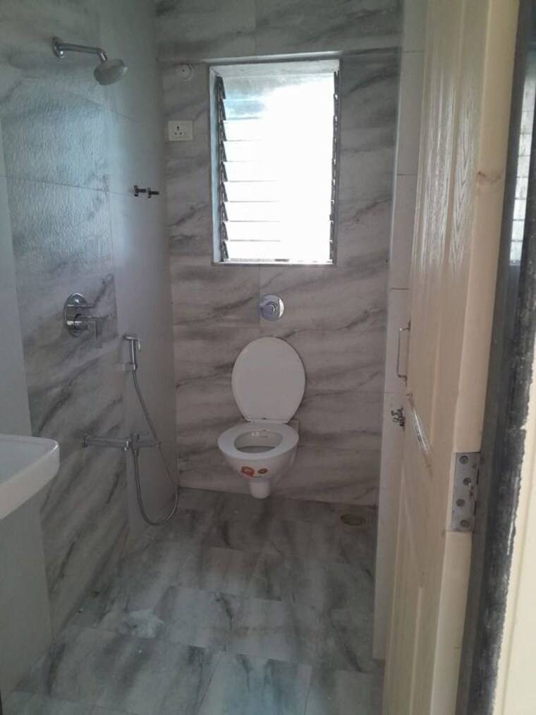 Bathroom, jaliyan-heights 1 Bedroom 428 Sq.Ft. Apartment In Borivali East Mumbai 10236452