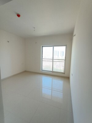 Room in 3 BHK Apartment at Godrej Nurture Pune, Mamurdi – for Rent