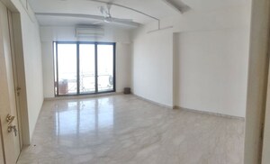 Room in 4 BHK Apartment at Supreme Lake Superior, Powai – for Rent