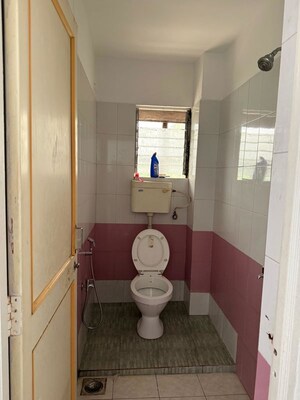 Bathroom in 1 RK Apartment at Bhagwan Nagar – for Rent