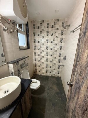 Bathroom in 2 BHK Builder Floor at Sector 42 – for Rent