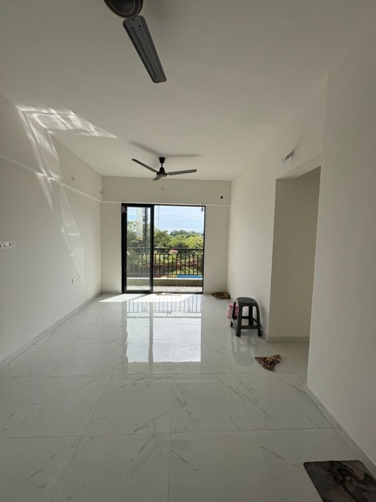 Room, runwal-gardens-phase-3 2.5 Bedroom 750 Sq.Ft. Apartment In Dombivli East Thane 10236554