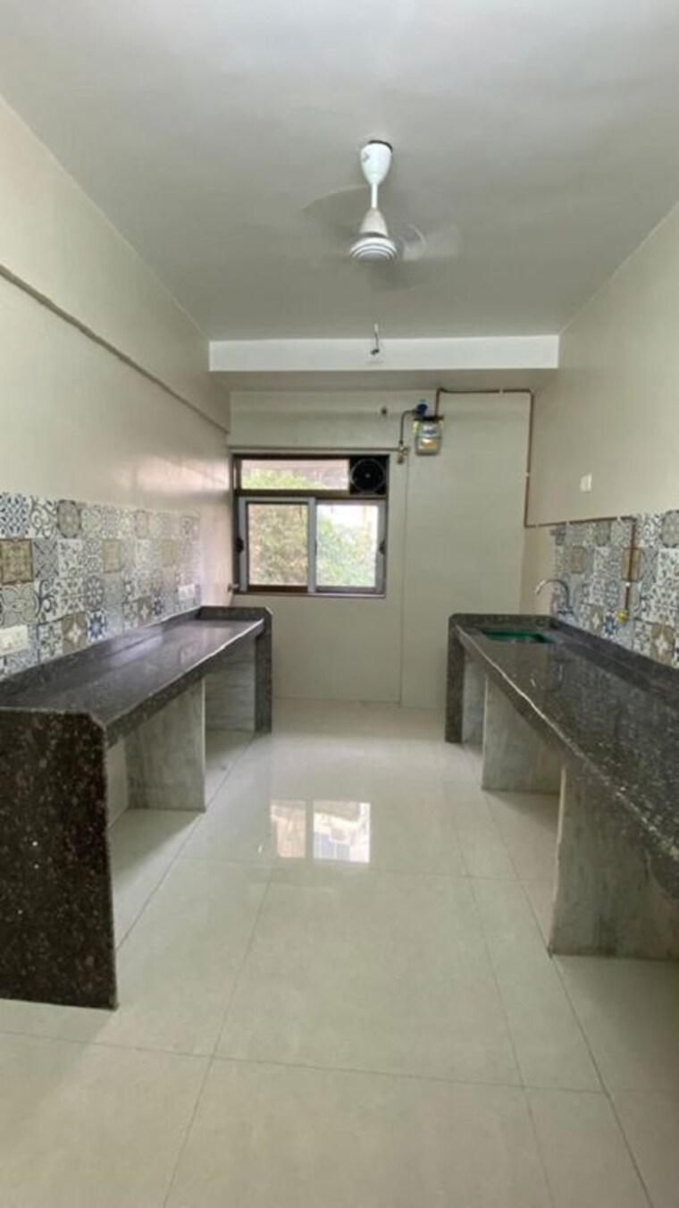 Kitchen, chembur 3 Bedroom 1300 Sq.Ft. Apartment In Chembur Mumbai 10236531