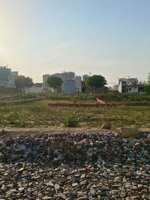  Plot For Sale in Saini