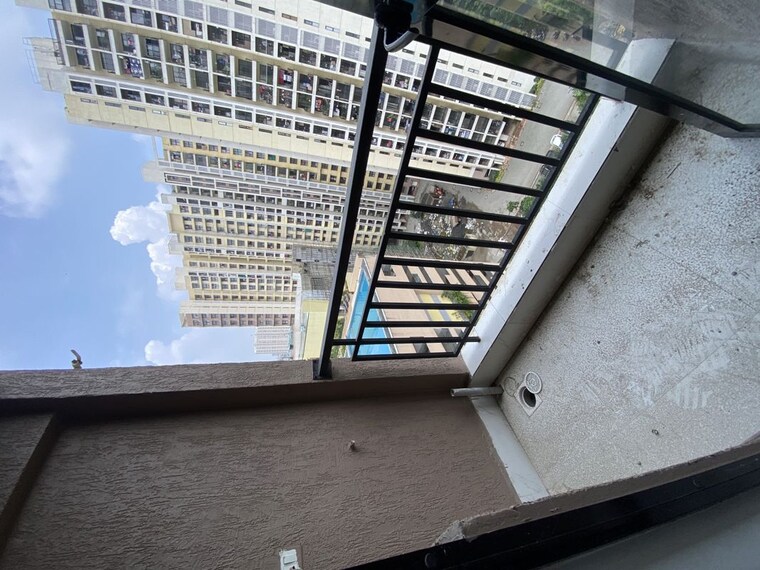Balcony, runwal-gardens-phase-2 3 Bedroom 910 Sq.Ft. Apartment In Dombivli East Thane 10236622
