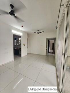 Apartment For Rent in Bhojwani The West Ford