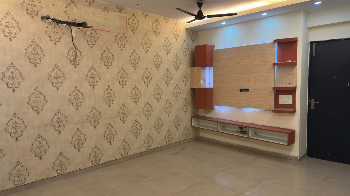 3 BHK + Study Room Apartment For Rent in CHD Avenue 71