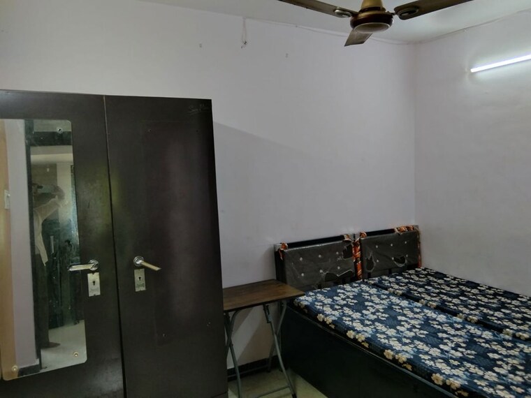 Bedroom, vile parle west 2 Bedroom 600 Sq.Ft. Apartment In Vile Parle West Mumbai 10236703