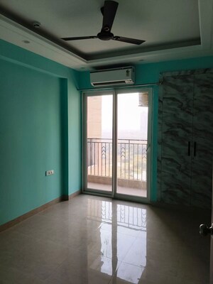 Room in 3 BHK Apartment at ATS Homekraft Pious Hideaways, Sector 150 – for Rent
