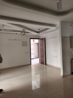 Building Lobby in 3 BHK Apartment at Samridhi Luxuriya Avenue, Sector 150 – for Rent