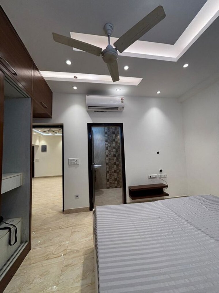 undefined, vasant kunj 2 Bedroom 1100 Sq.Ft. Apartment In Vasant Kunj Delhi 10236763