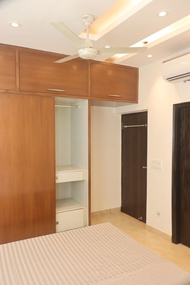 Room, vasant kunj 2 Bedroom 1100 Sq.Ft. Apartment In Vasant Kunj Delhi 10236763