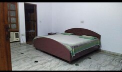 2.5 BHK + Pooja Room Villa For Rent in RWA Apartments Sector 41
