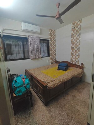 Bedroom in 2 BHK Apartment at Jyoti Complex, Goregaon East – for Rent
