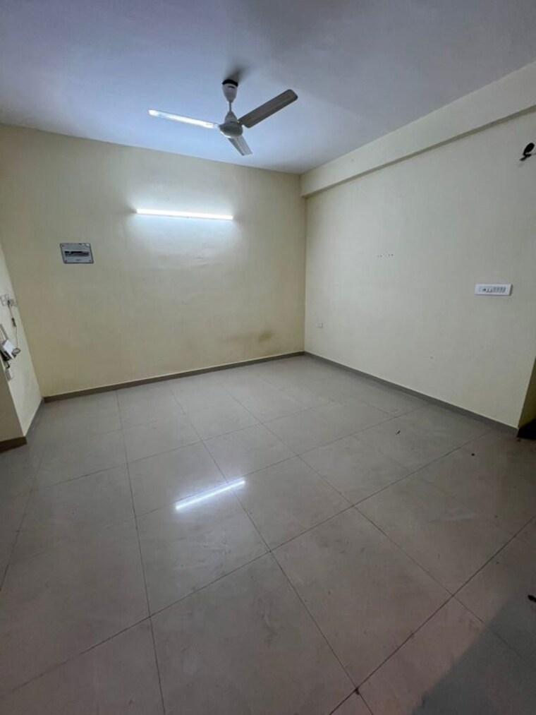 Room, pyramid-fusion-homes 2 Bedroom 598 Sq.Ft. Apartment In Sector 70a Gurgaon 10236791