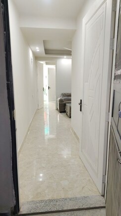 1 BHK + Study Room Builder Floor For Rent in Saket